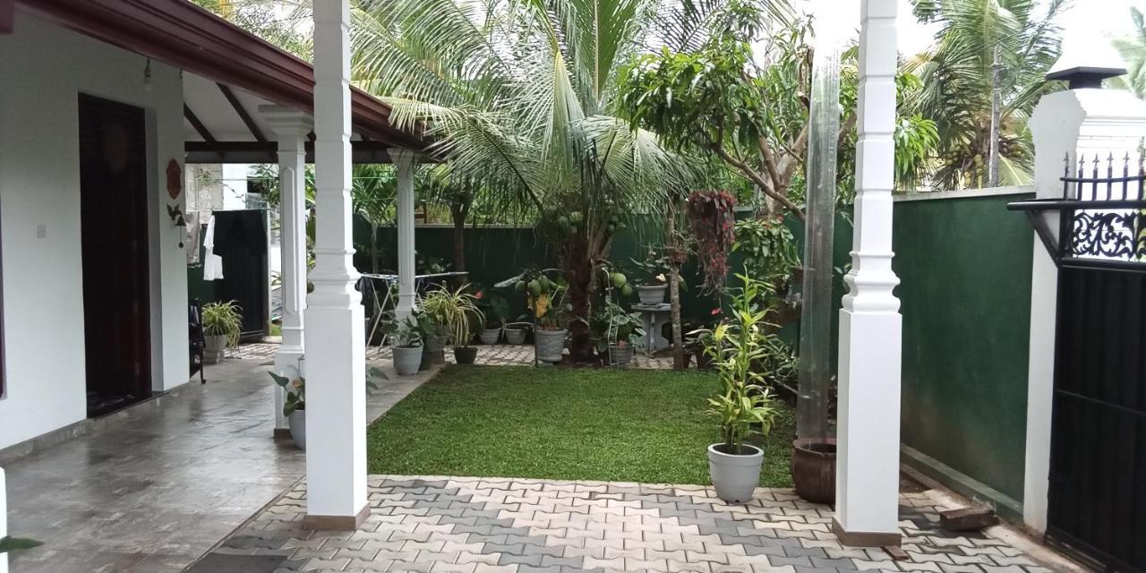 Movi Holiday Apartment Bentota Exterior photo